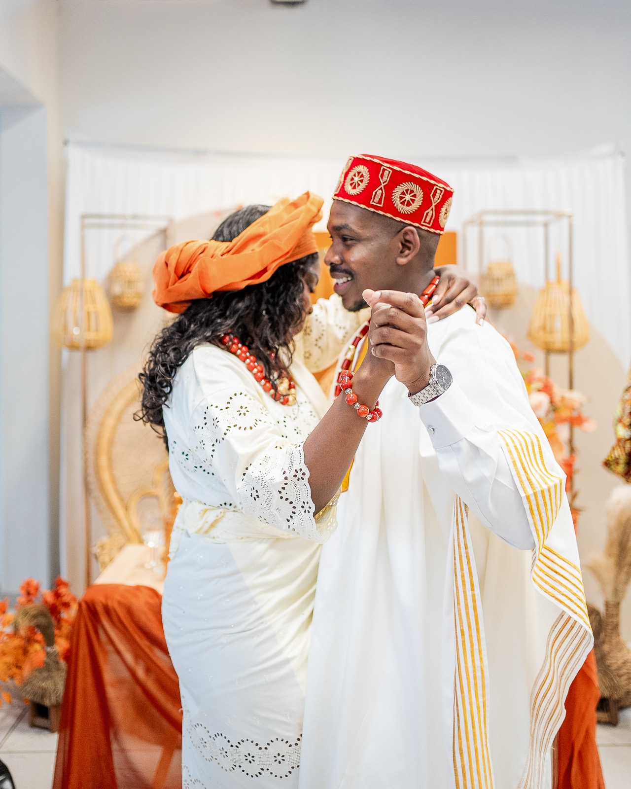 Première danse de mariage à Paris, ambiance de fête, photographe Sylvain OGB